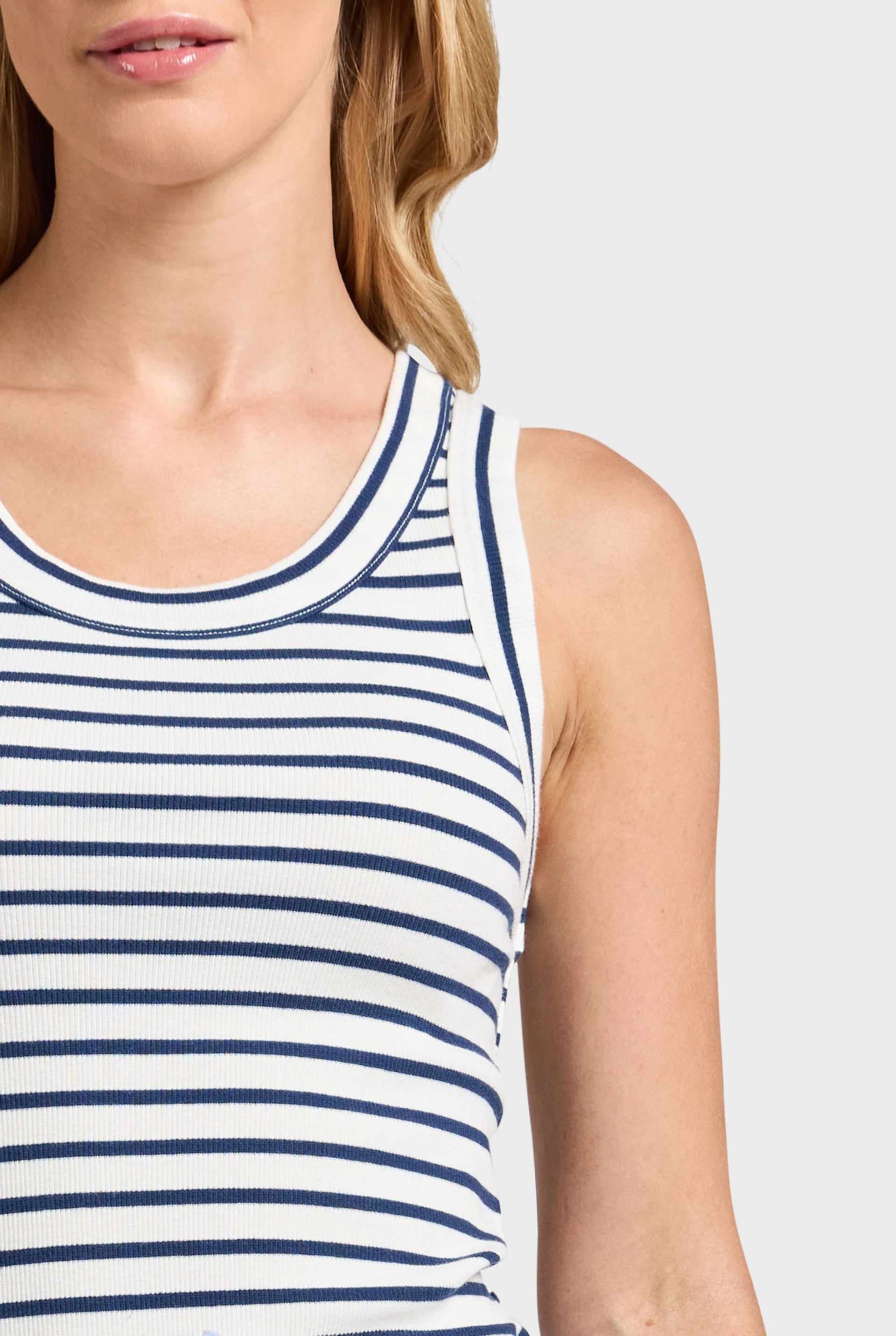 Essential Rib Tank