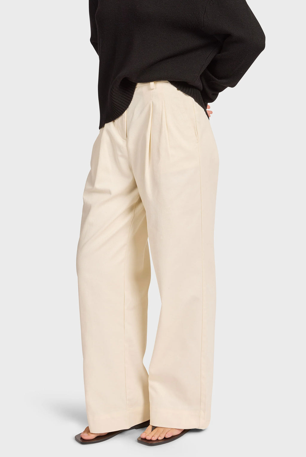 Monroe Pleated Pant