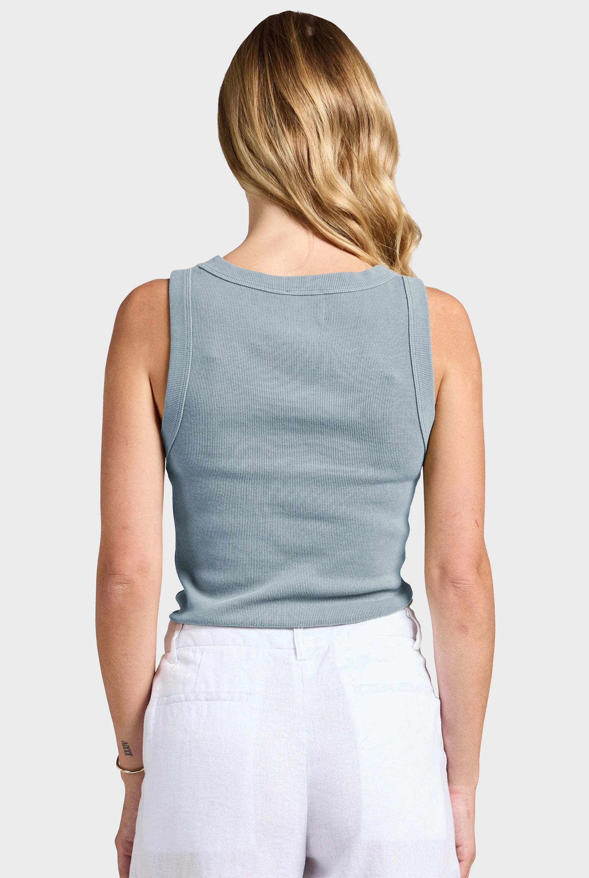 Essential Rib Tank