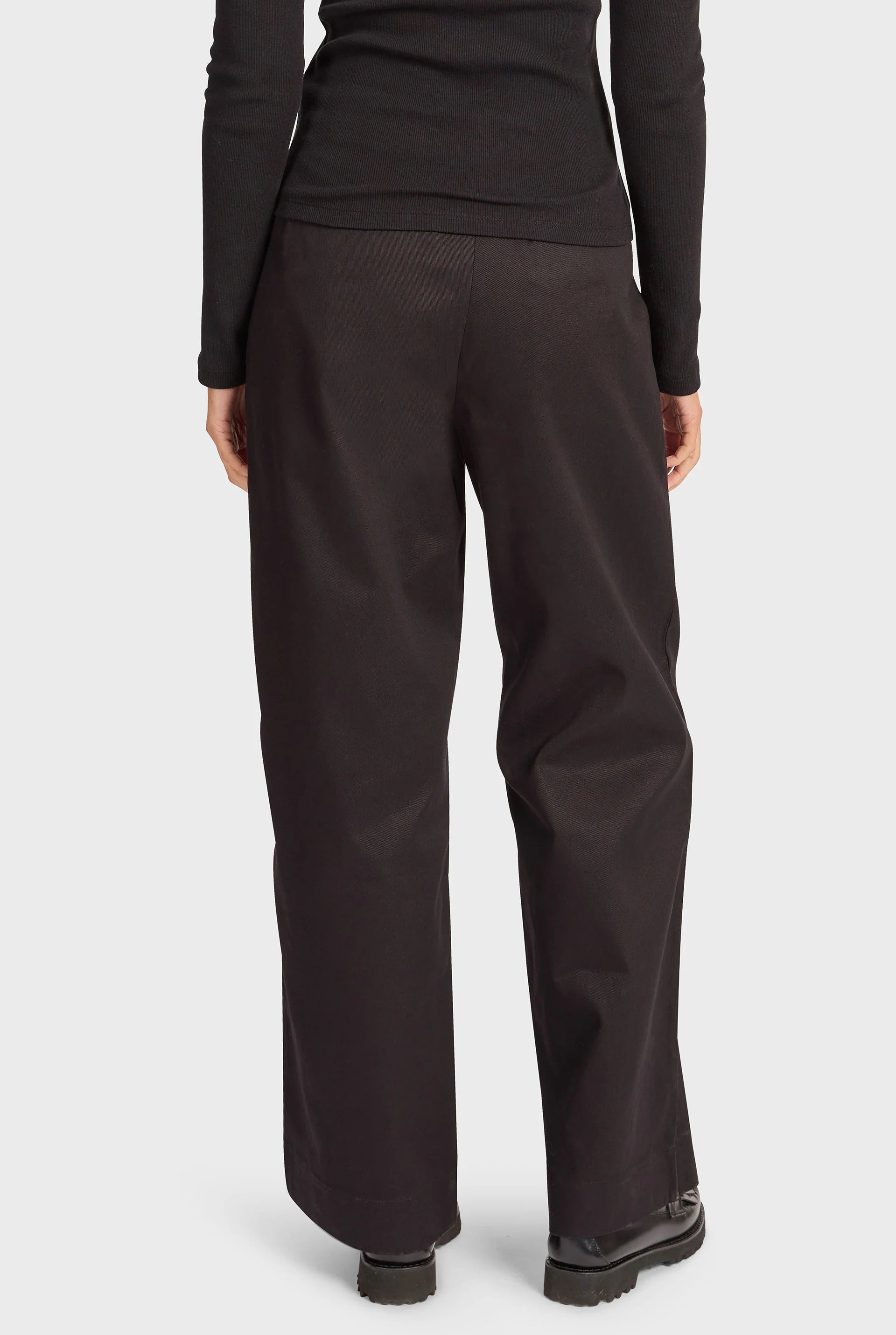 Monroe Pleated Pant