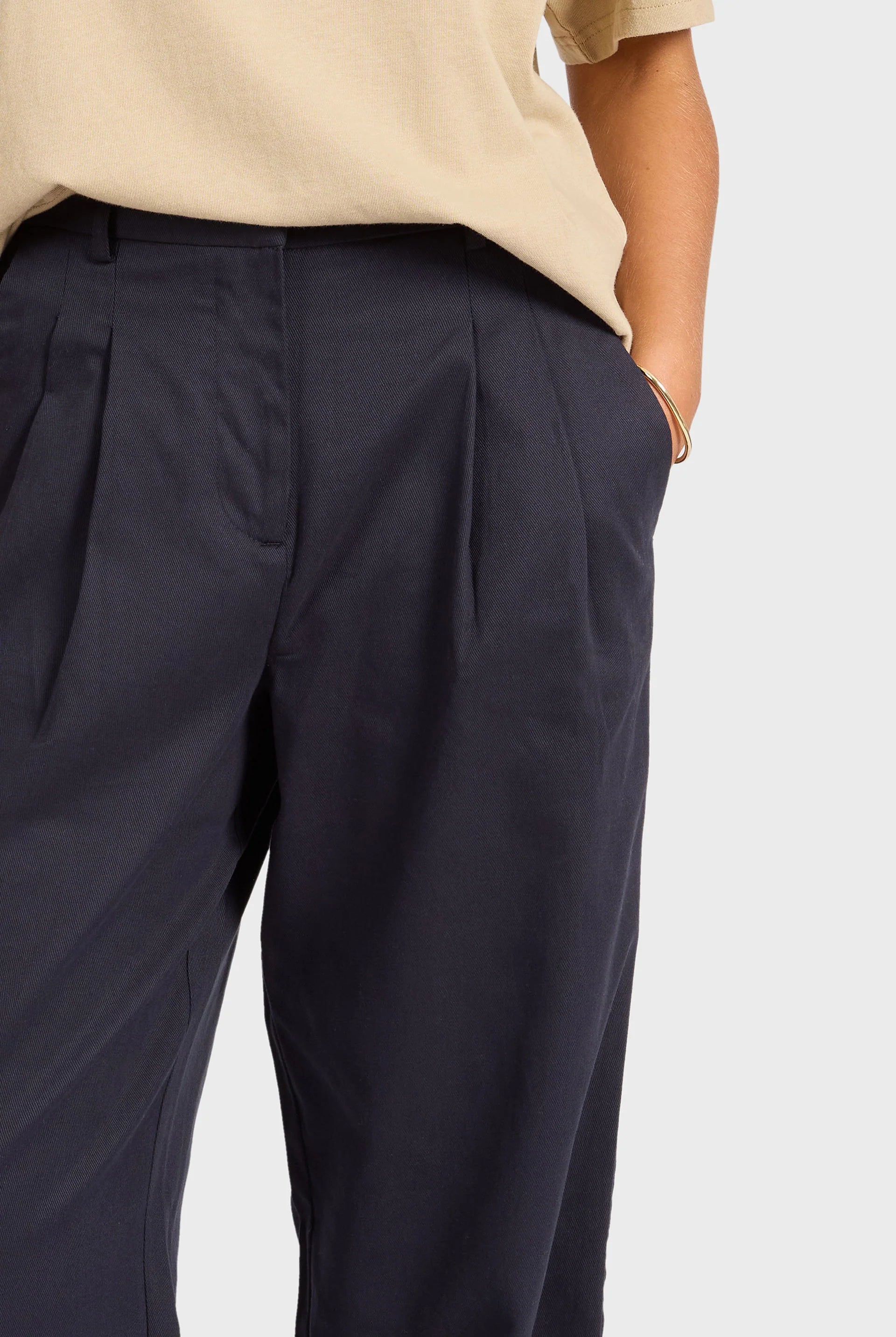 Monroe Pleated Pant