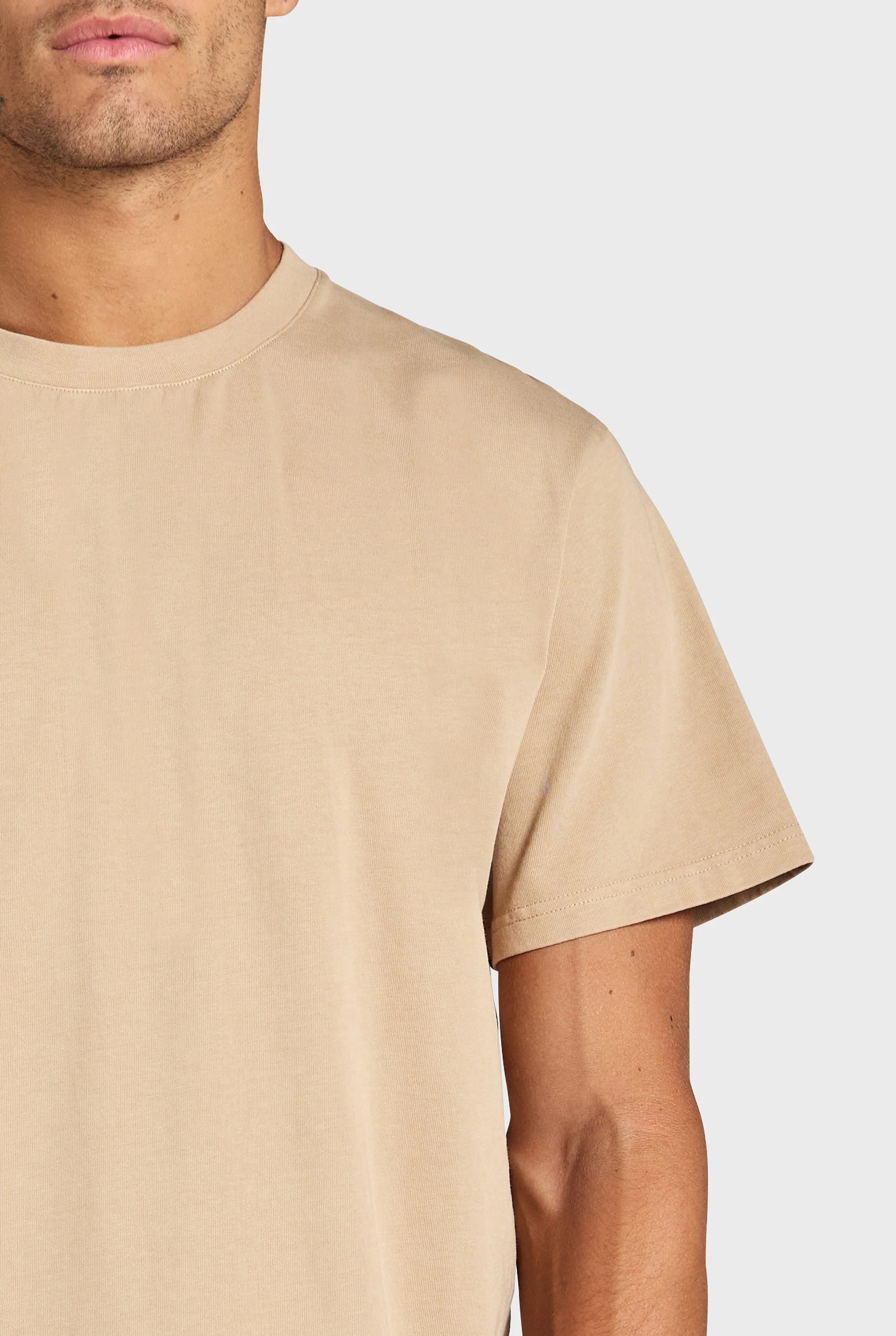 Roth Tee