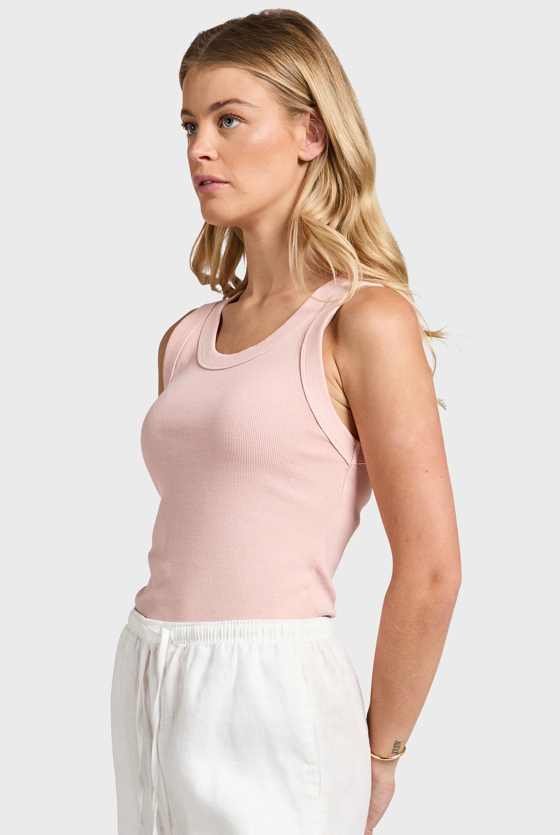Essential Rib Tank